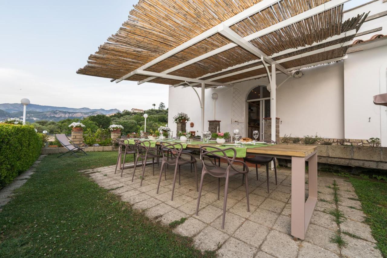 Shanti Home - Restaurant Di Aversano Salvatore Sorrento Eksteriør bilde