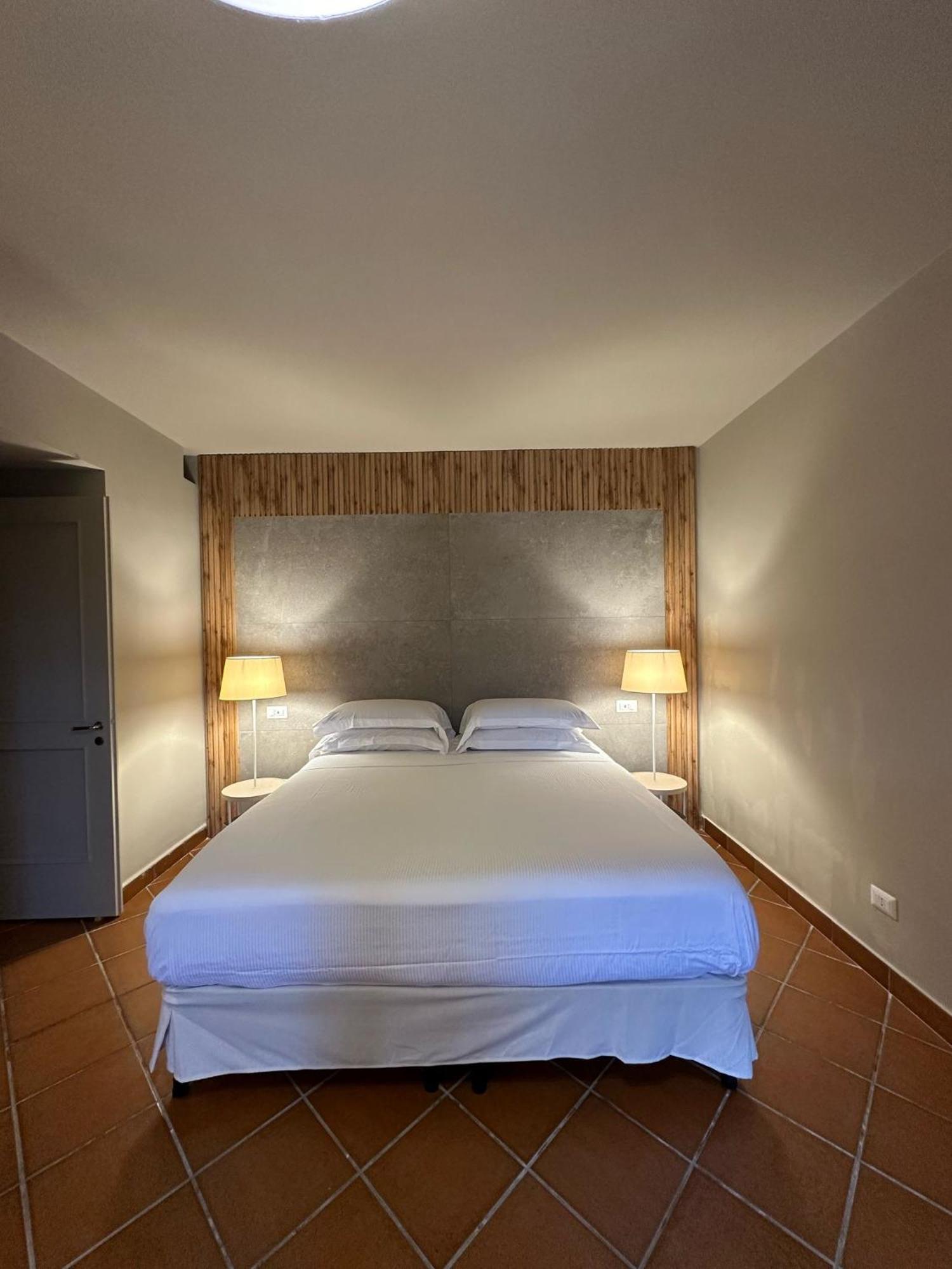 Shanti Home - Restaurant Di Aversano Salvatore Sorrento Eksteriør bilde