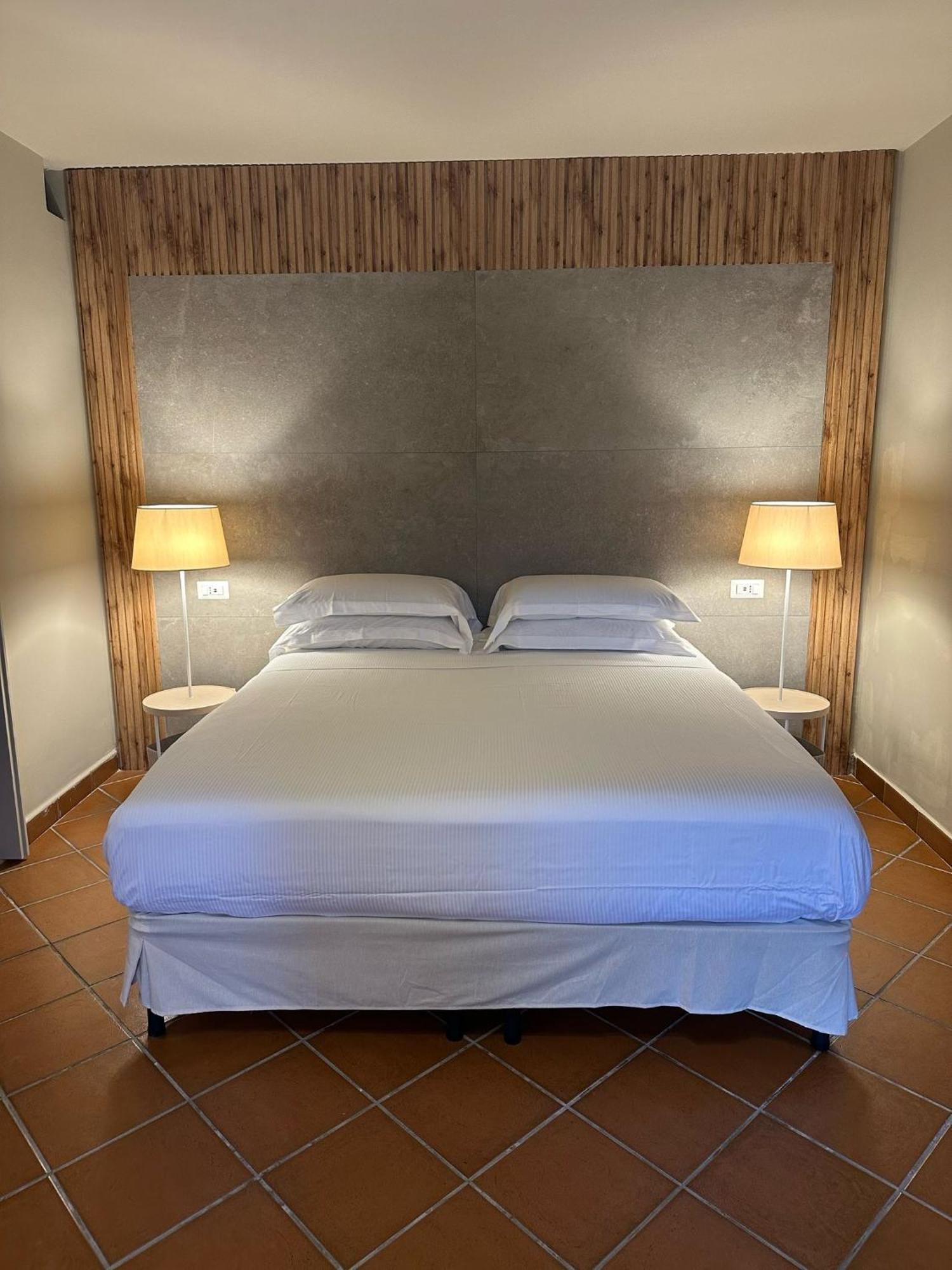 Shanti Home - Restaurant Di Aversano Salvatore Sorrento Eksteriør bilde